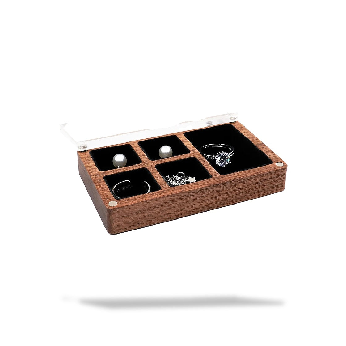Boîte à bijoux rectangulaire en bois brun avec couvercle transparent ouvert, révélant cinq compartiments noirs garnis de bijo