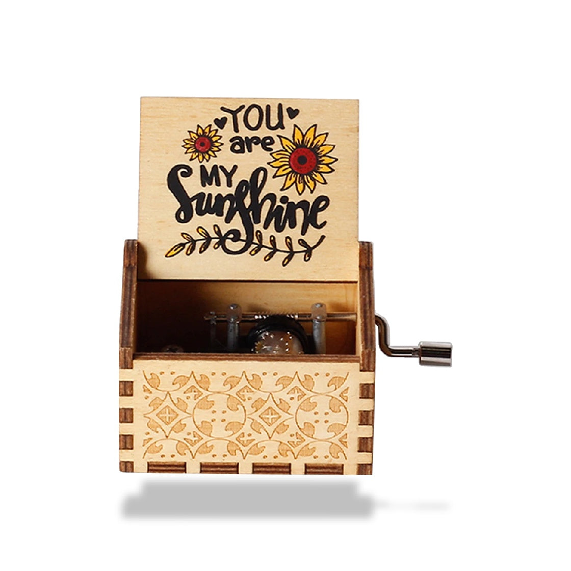 Boîte à musique en bois clair ouverte, avec manivelle et motifs découpés. Couvercle gravé 'You are my sunshine'.