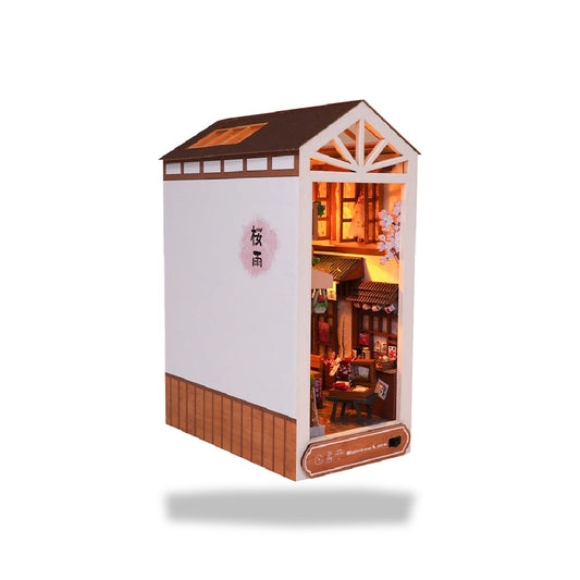 Kit serre-livres en bois représentant une ruelle japonaise traditionnelle avec des lumières LED intégrées, vue de côté.